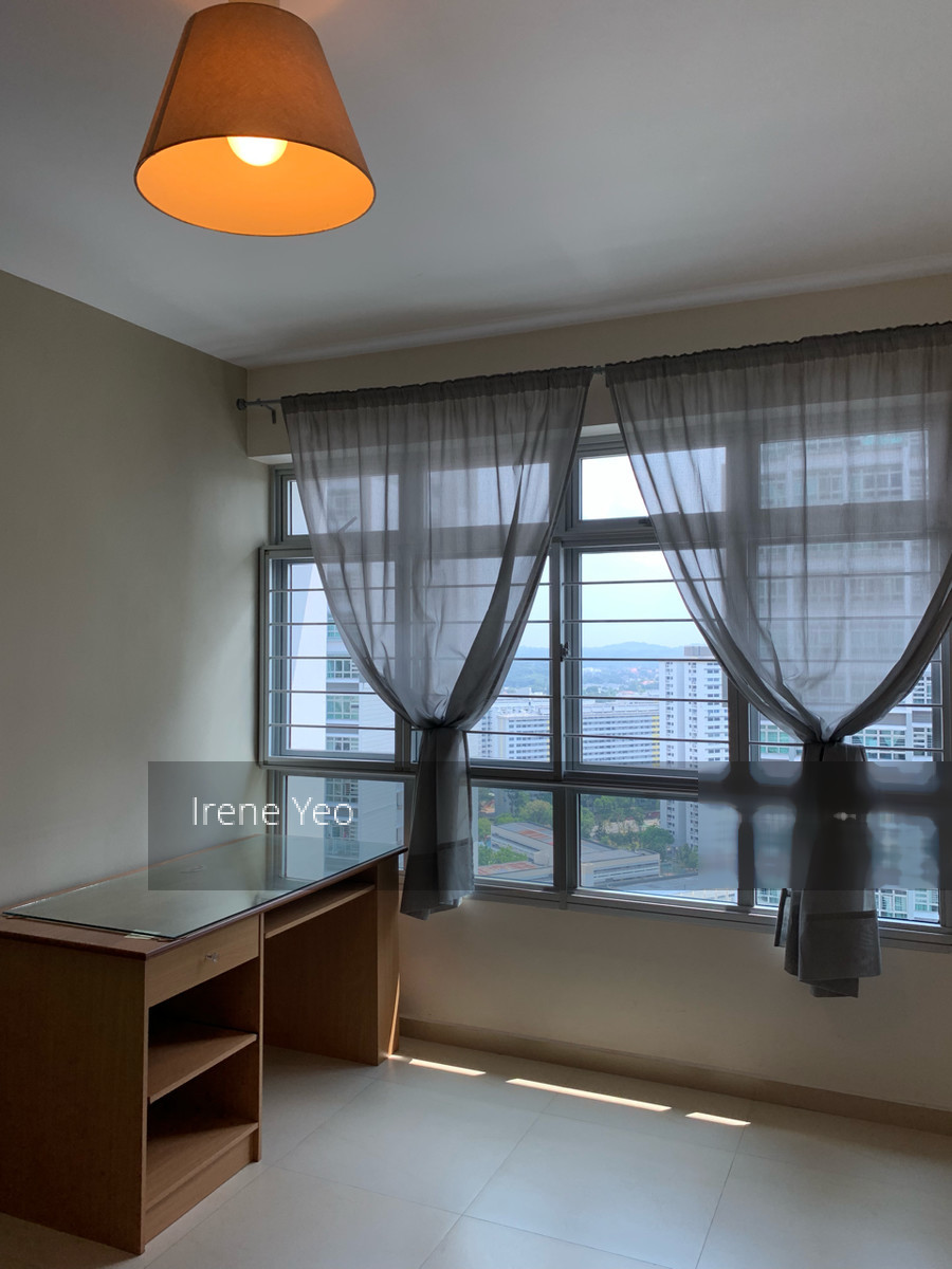 Blk 26 Ghim Moh Link (Queenstown), HDB 3 Rooms #209572971